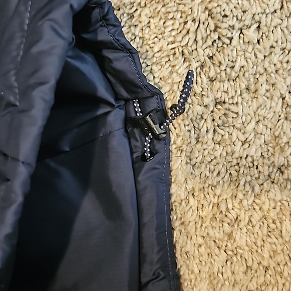 Lands' End Black Women's Puffer Jacket - Picture 10 of 11